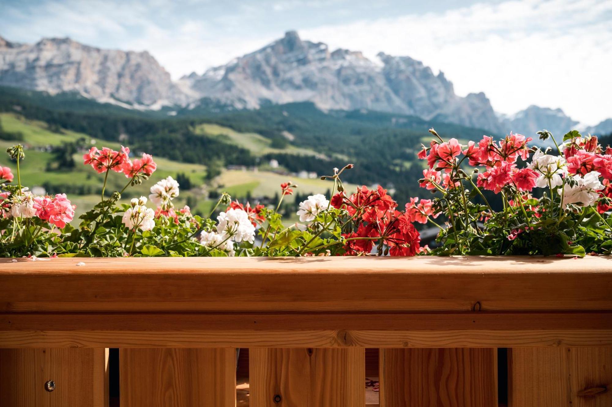Hotel Antines La Villa (Trentino Alto Adige) Exterior foto