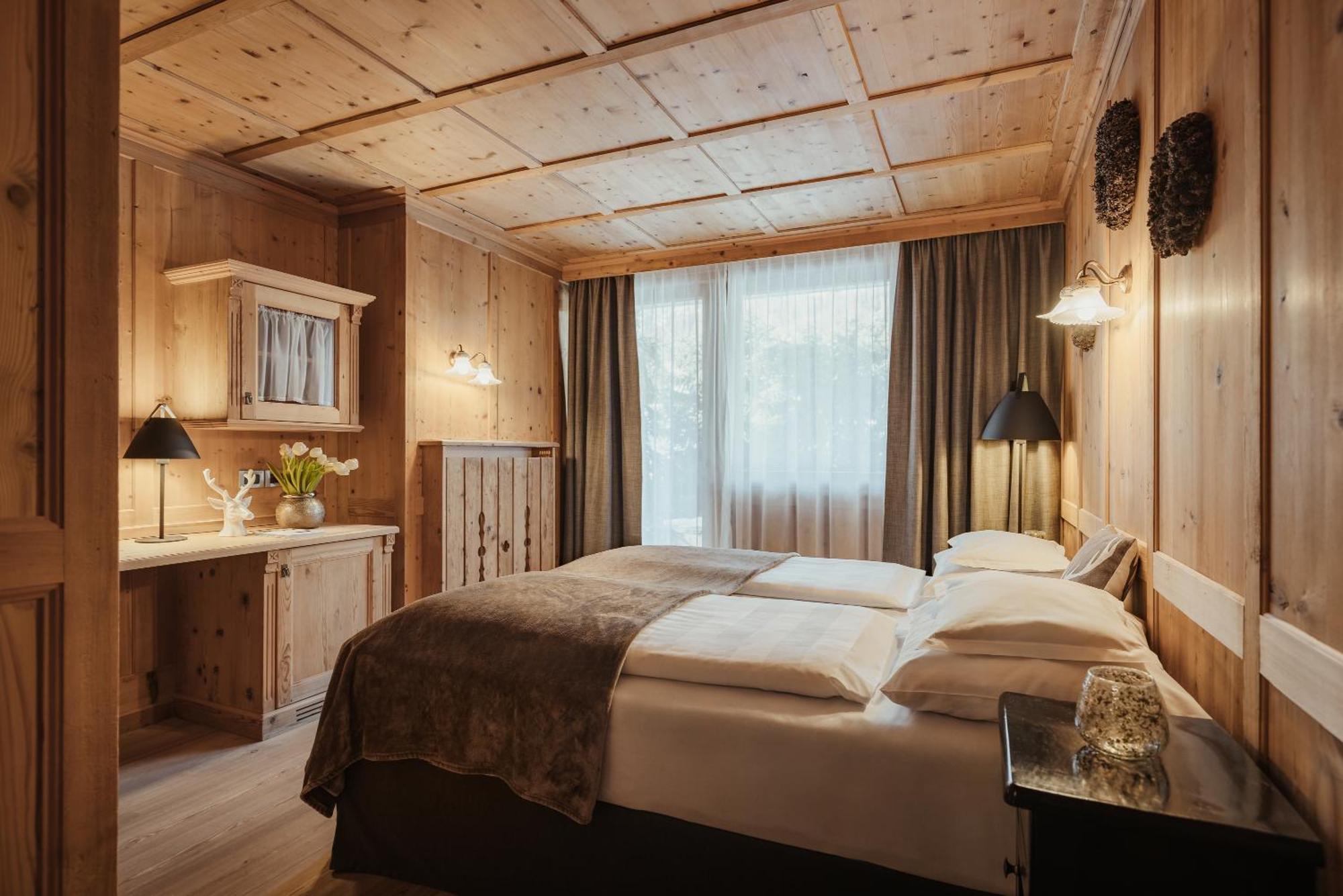Hotel Antines La Villa (Trentino Alto Adige) Exterior foto
